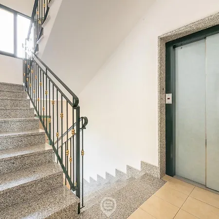 Apartment Serenity Near The